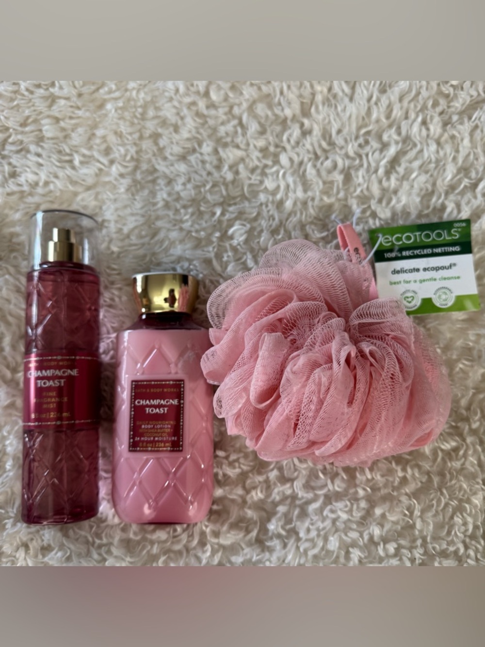 Bath & Body Works Champagne Toast fine fragrance mist and matching body lotion. - Picture 7 of 7